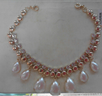 Ожерелье естественной перлы handmade с изготовленной на заказ формой отрезало драгоценную камень