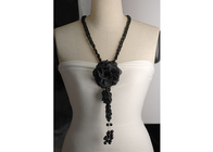 Персонализированные ткани леди черный цветок ожерелья ручной работы для свитер и блузки