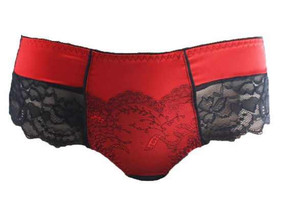 Довольно удобный Panty Boyshort уравновешивания шнурка с красивейшей сатинировкой на фронте