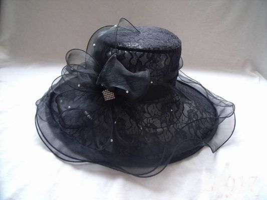 Черный шлем Organza церков дам с тканью шнурка, пряжкой перлы для партии, специального случая